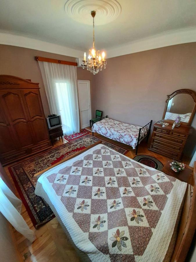 Hotel Kemeni Garden Batumi Esterno foto