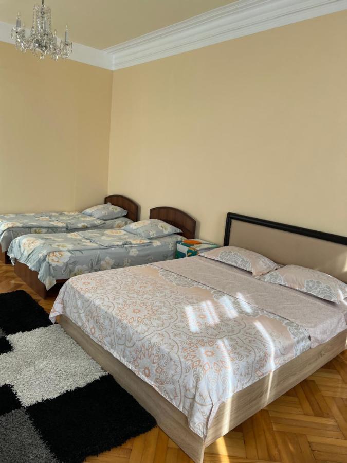 Hotel Kemeni Garden Batumi Esterno foto