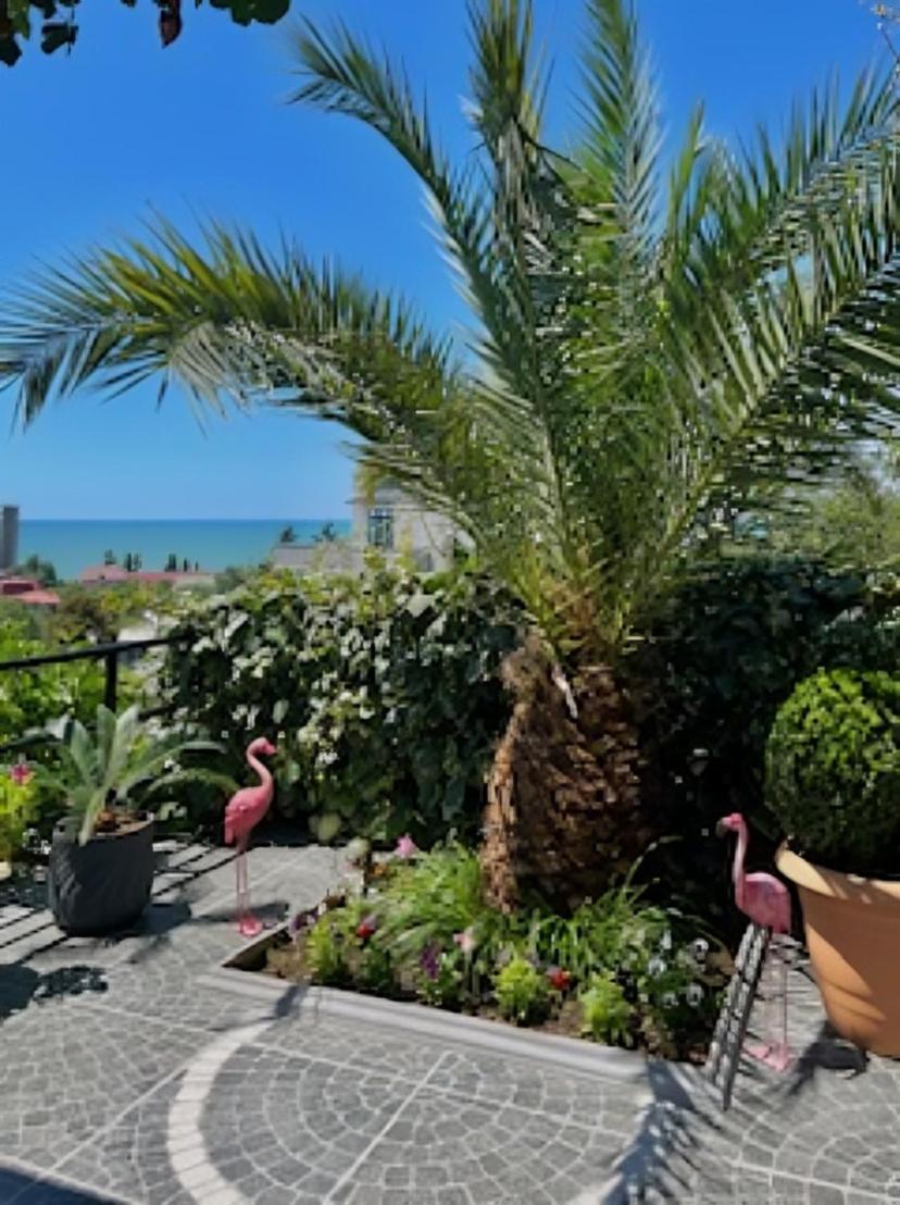 Hotel Kemeni Garden Batumi Esterno foto