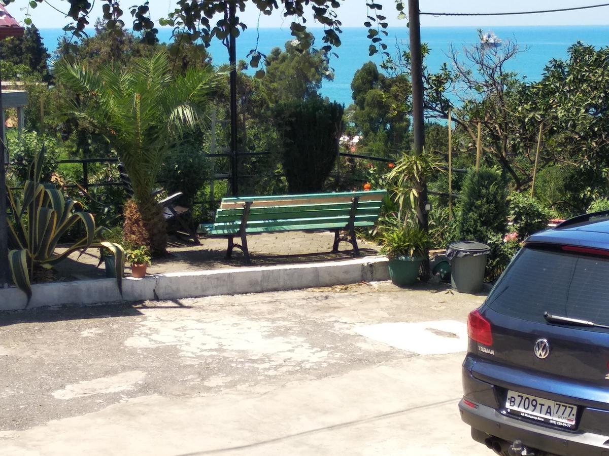 Hotel Kemeni Garden Batumi Esterno foto